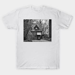 The Carriage House In Black And White T-Shirt